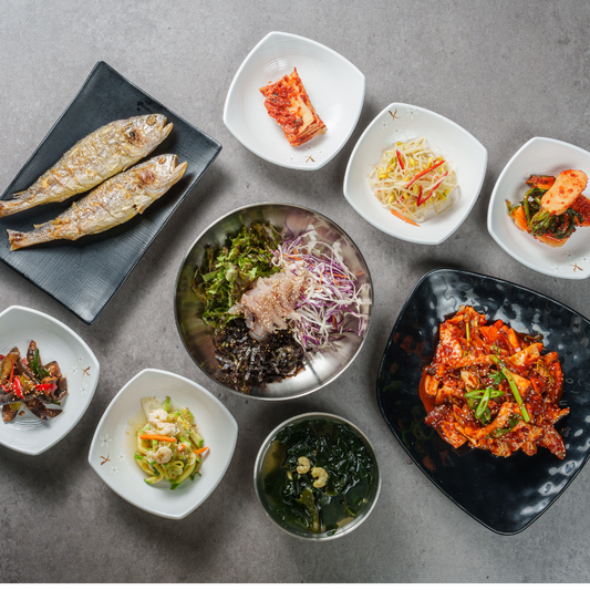The Korean Breakfast Table : The Secret Behind a Slim & Healthy Body!